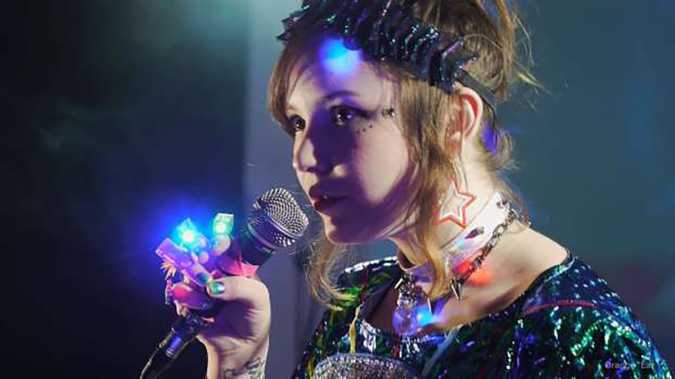 dj. flugvél og geimskip